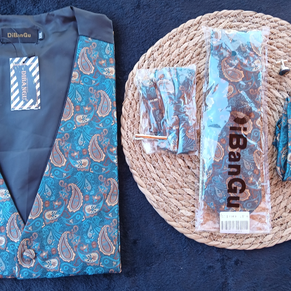 DiBanGu Paisley Vest & Necktie Set in Teal And Gold